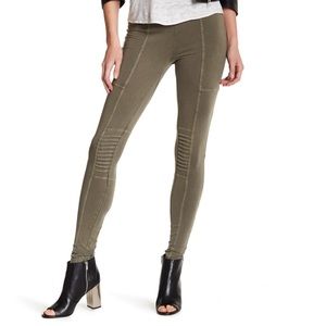 ABound Army Olive Green Cargo Knee Tuck Legging